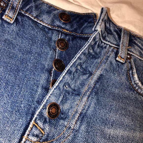🦋REVOLVE DENIM SKIRT WITH BUTTONS🦋 - Picture 2 of 7